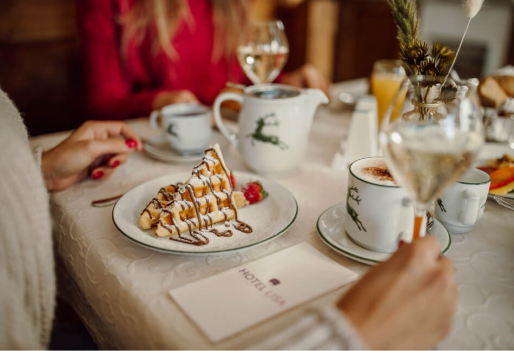 Frühstück im B&B Hotel Lisa